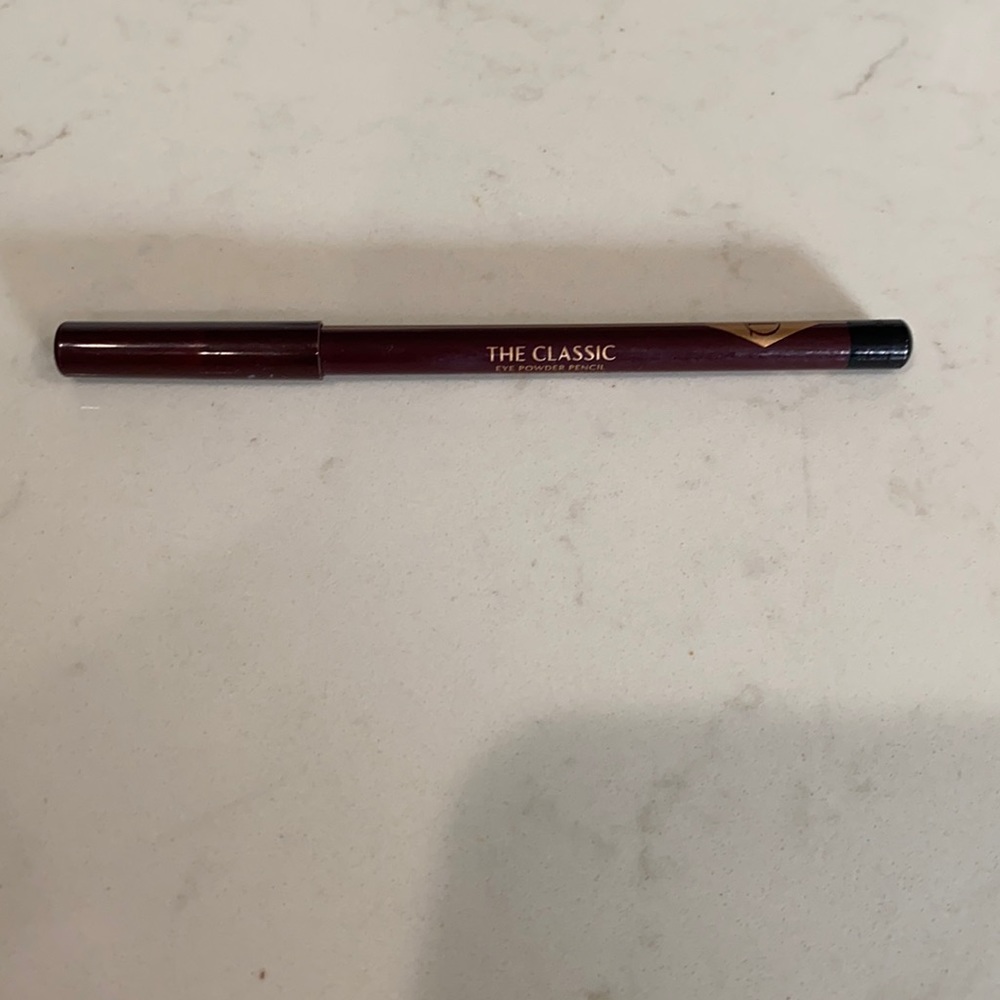 Charlotte Tilbury eyeliner